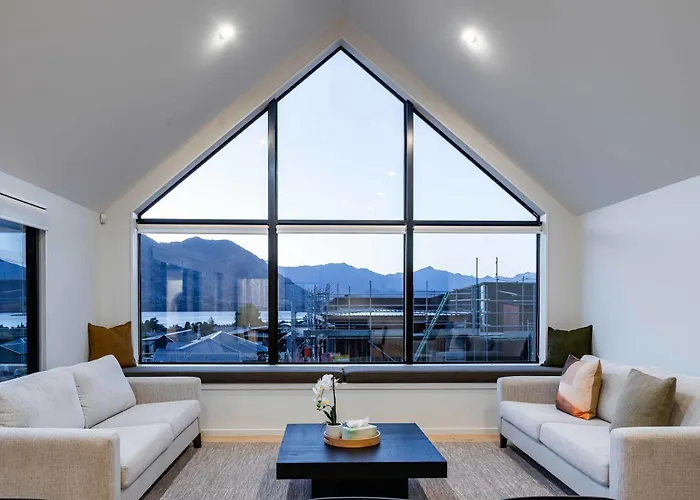 Holiday home Water Lily And Mountain Views Wanaka